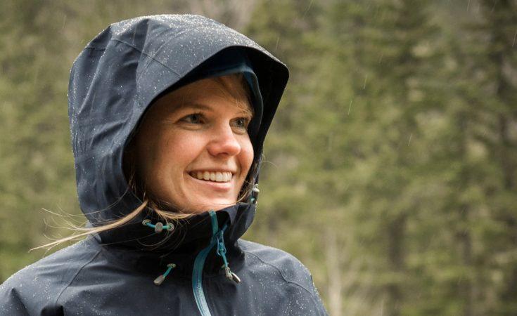 How to Choose the Best Lightweight Rain Jacket For Travel and 5 Top Editor Picks